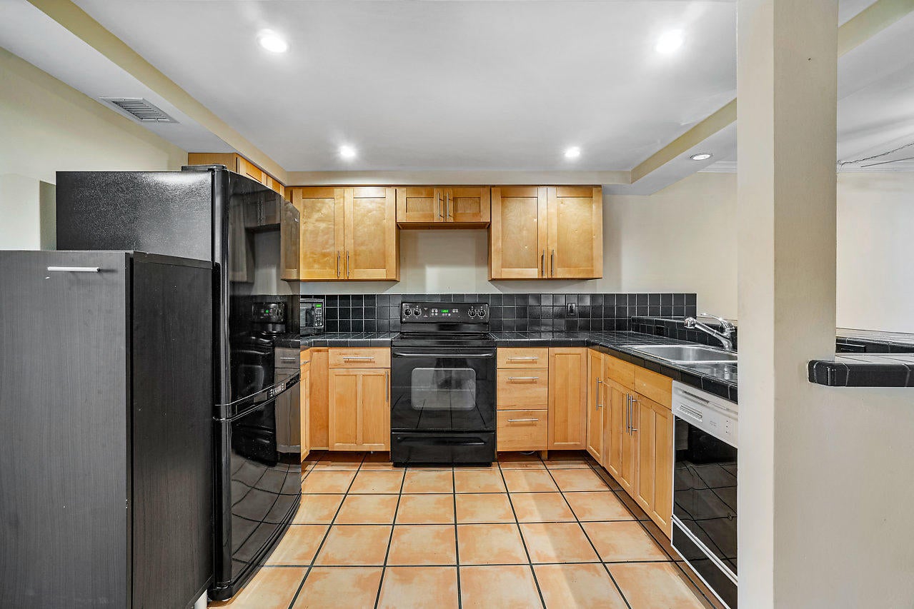 6559 Chasewood Drive A
