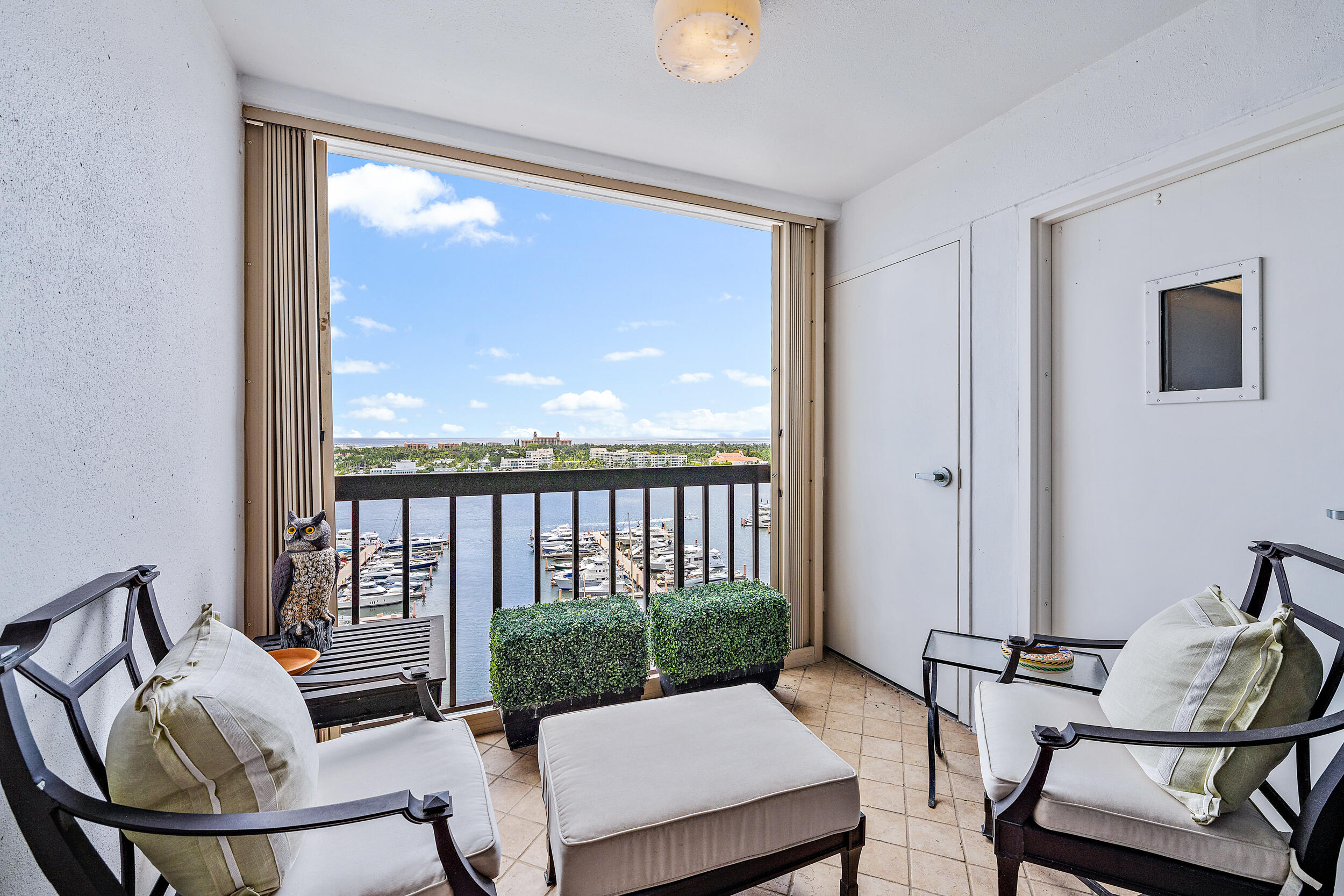 WATERVIEW TOWERS CONDO - Residential