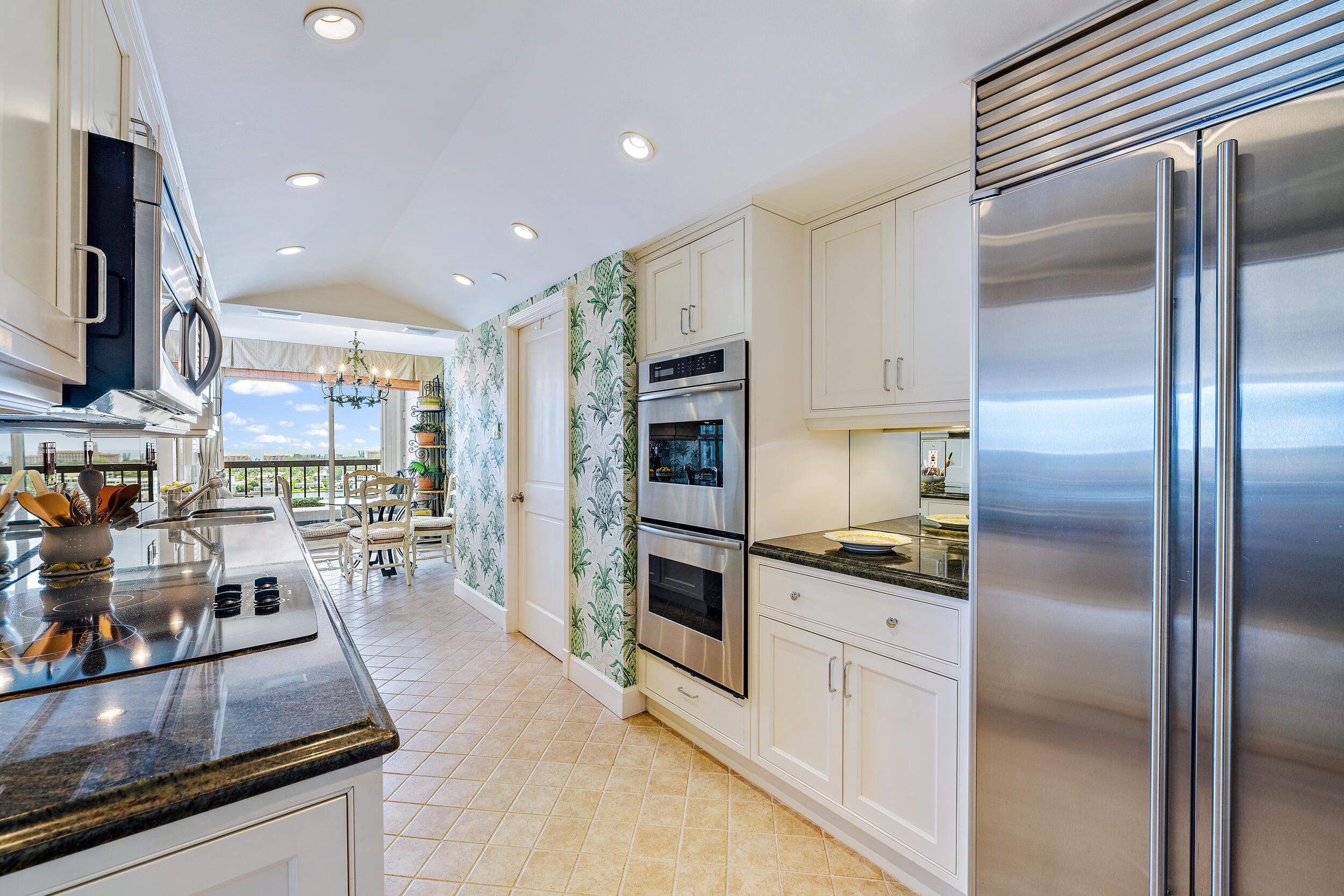 WATERVIEW TOWERS CONDO - Residential