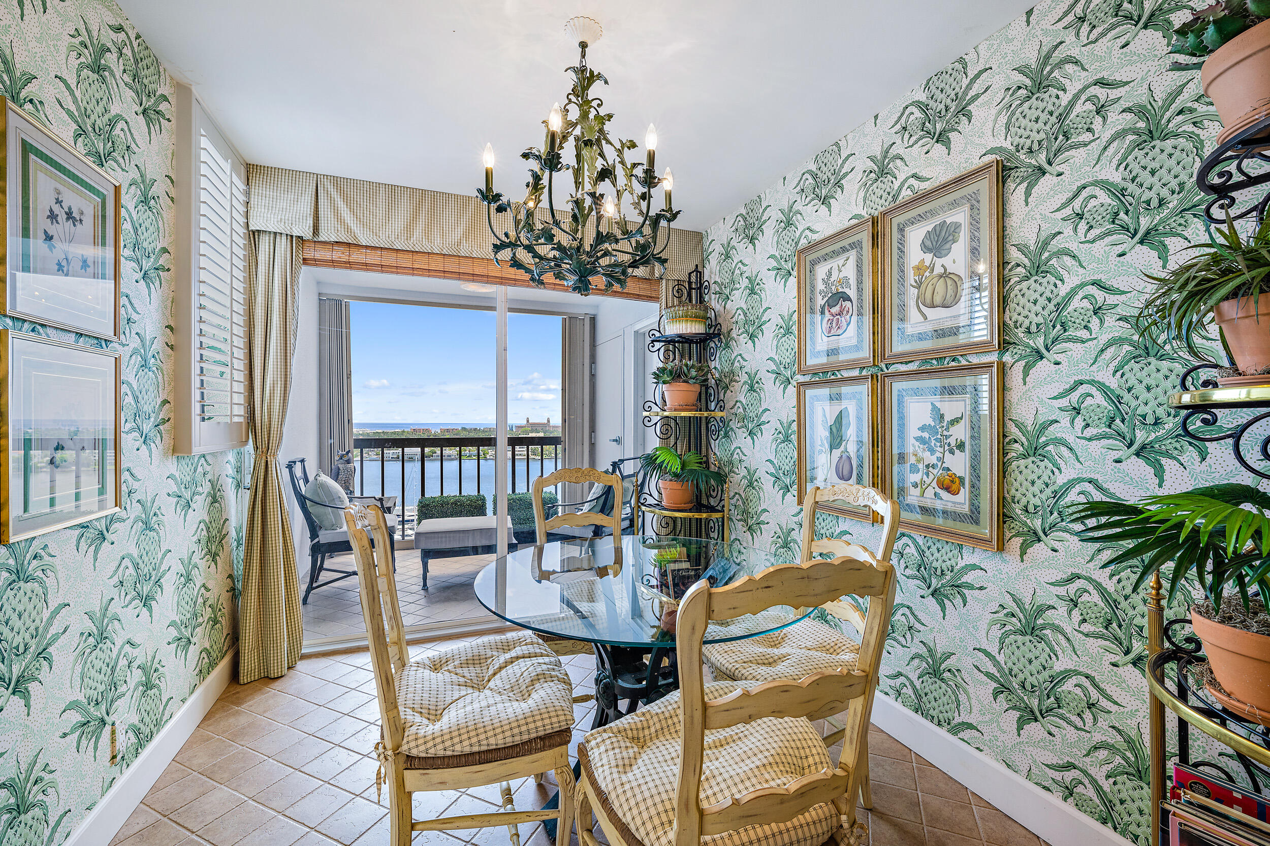 WATERVIEW TOWERS CONDO - Residential