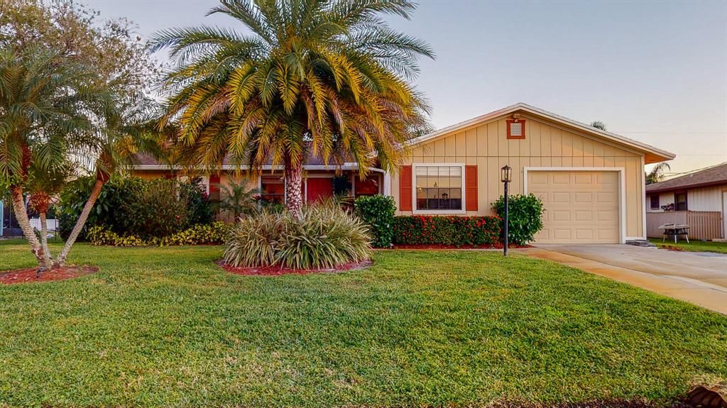 Photo of 2443 SE Saphire Terrace, Port Saint Lucie, FL 34952 (MLS # R10770574)