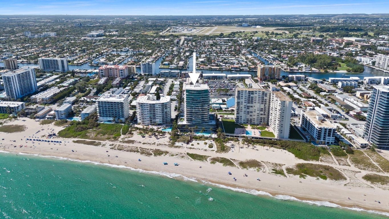 SABBIA BEACH CONDO - Residential