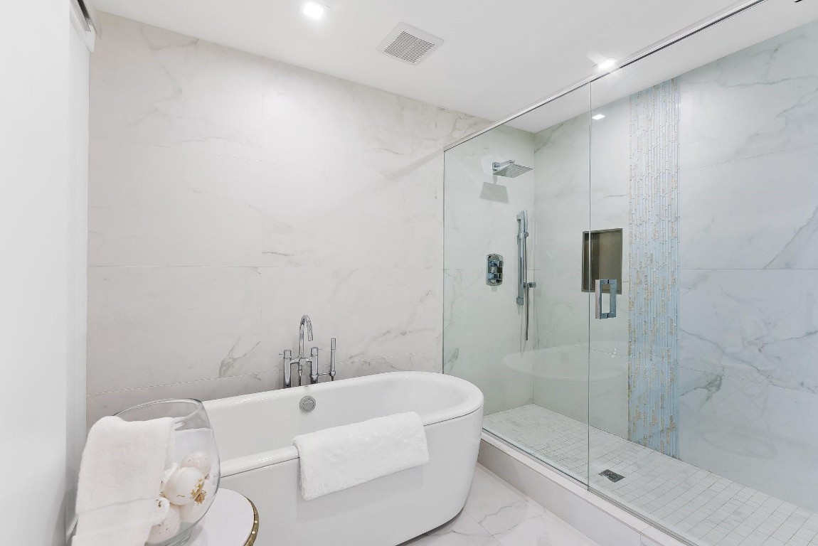 SABBIA BEACH CONDO - Residential