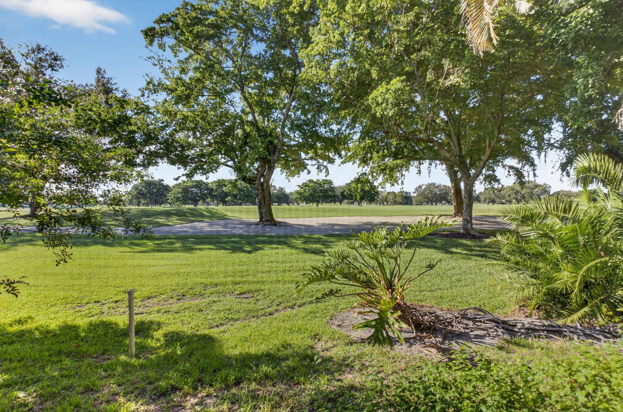 HAMMOCKS AT BOCA WEST CON - Residential