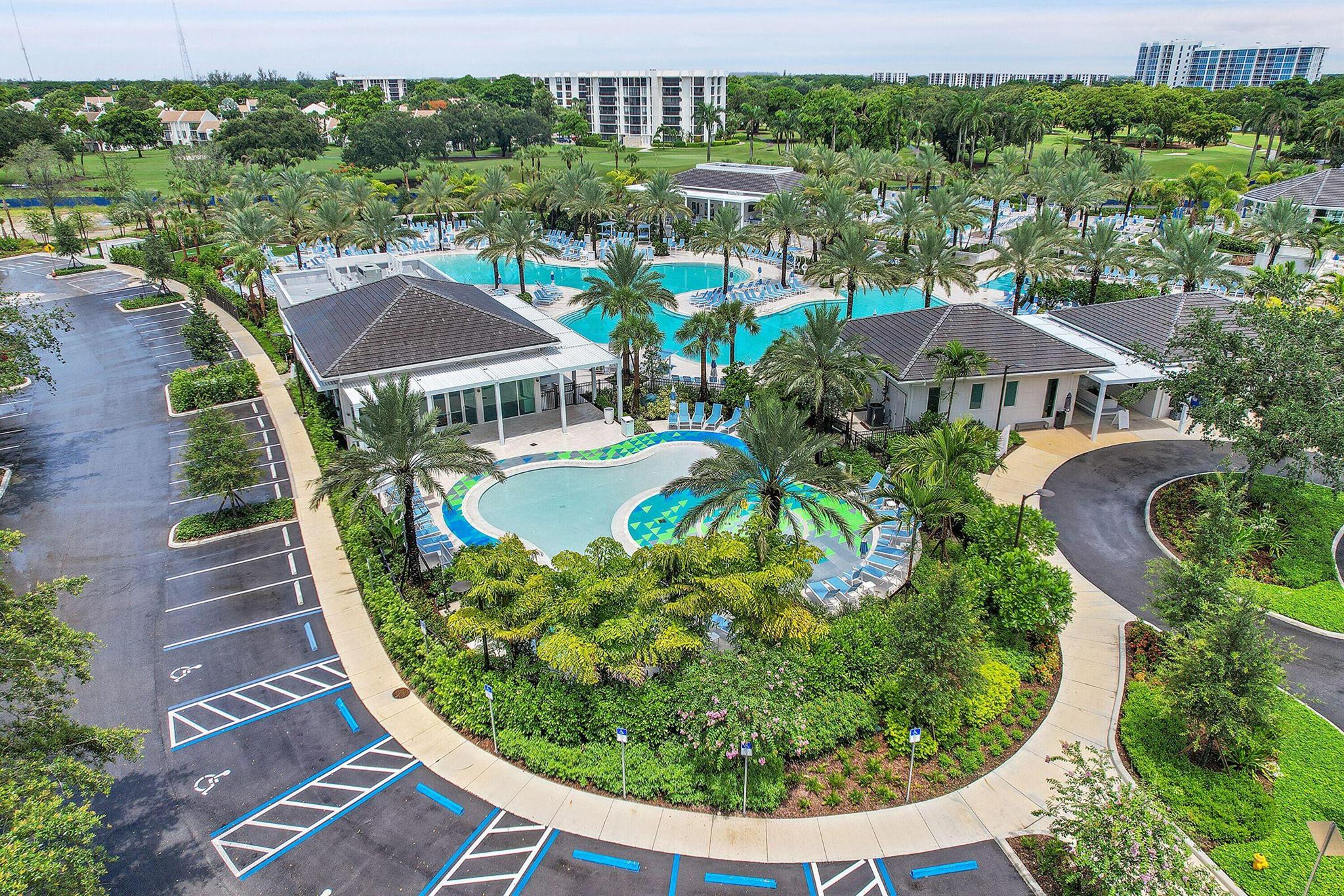 HAMMOCKS AT BOCA WEST CON - Residential