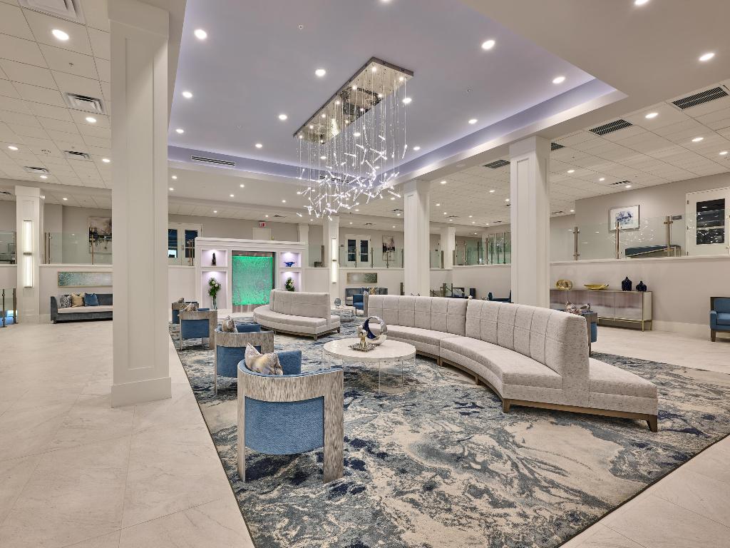 HUNTINGTON POINTE - Residential