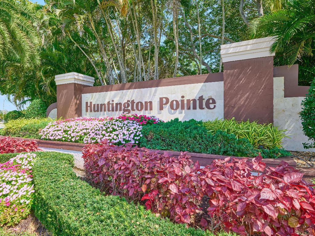 HUNTINGTON POINTE - Residential
