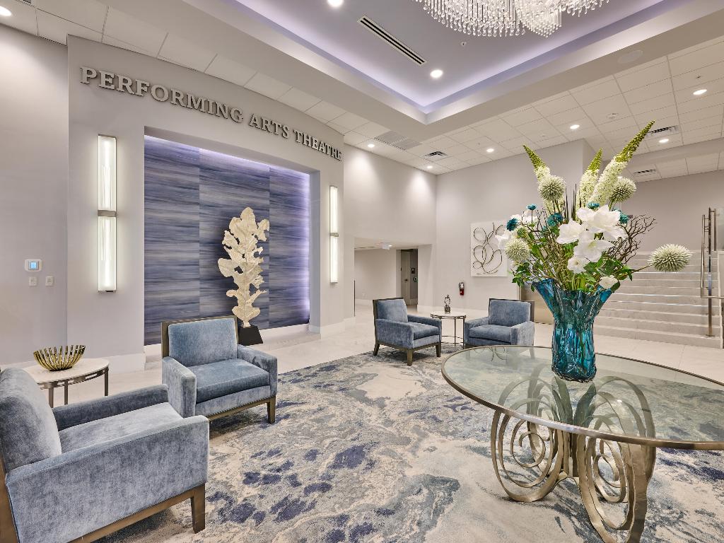 HUNTINGTON POINTE - Residential