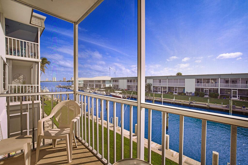 Photo of 112 Doolen Court #203, North Palm Beach, FL 33408 (MLS # R10950321)