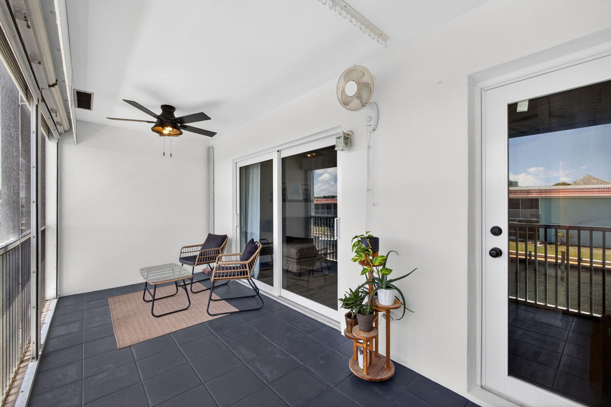 WINDSOR PARK SOUTH CONDOMINIUMS - Residential