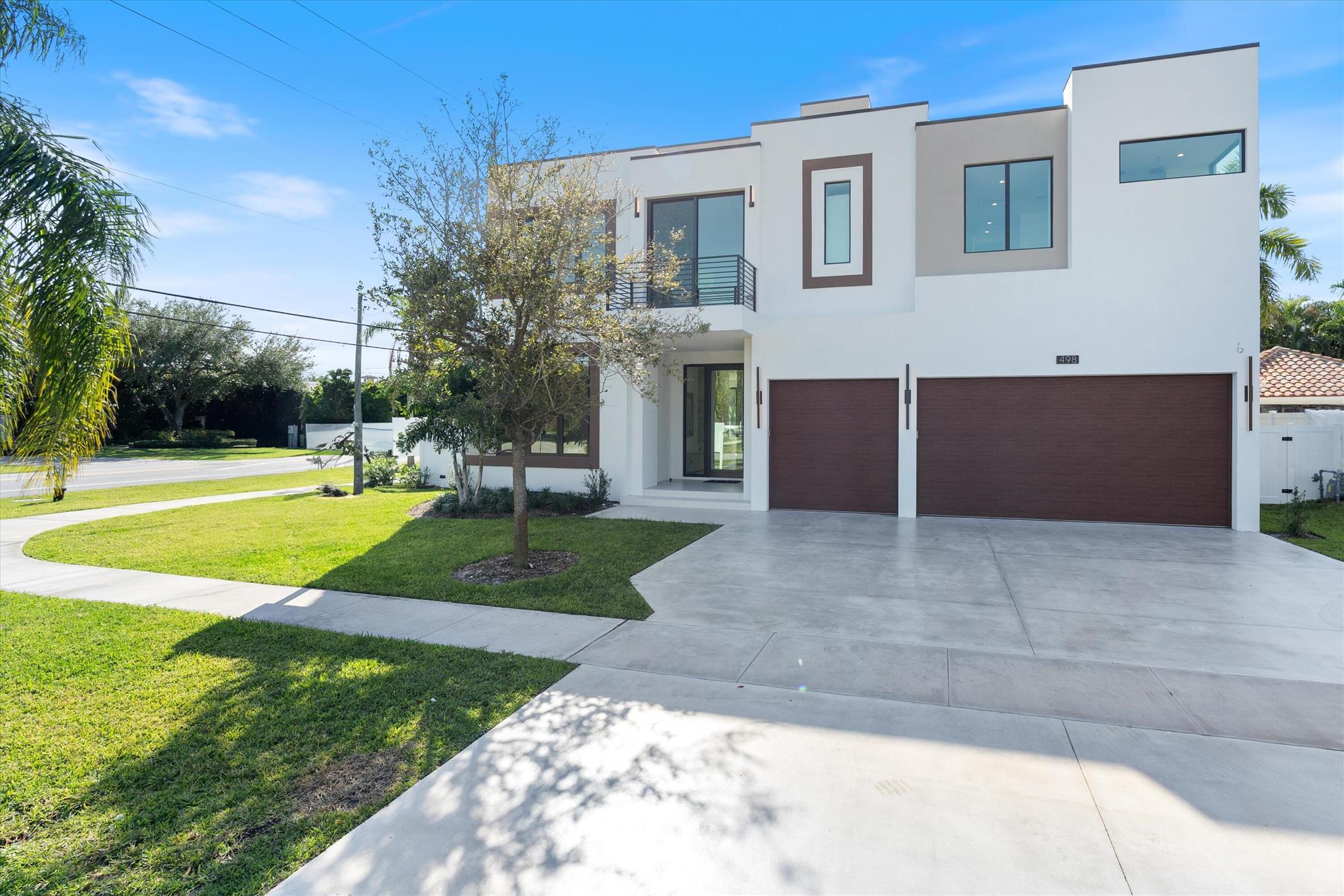 BOCA VILLAS - Residential