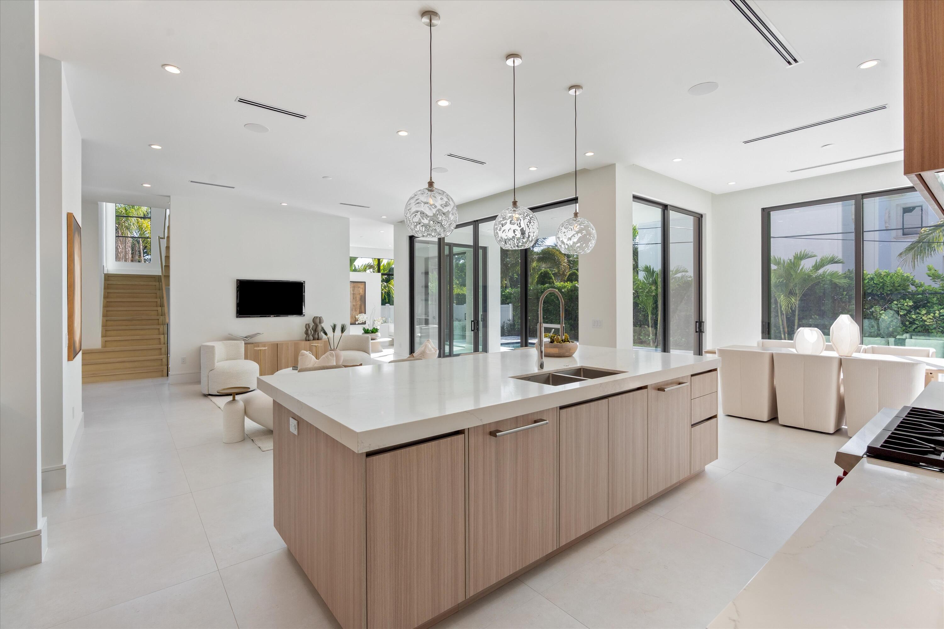 BOCA VILLAS - Residential