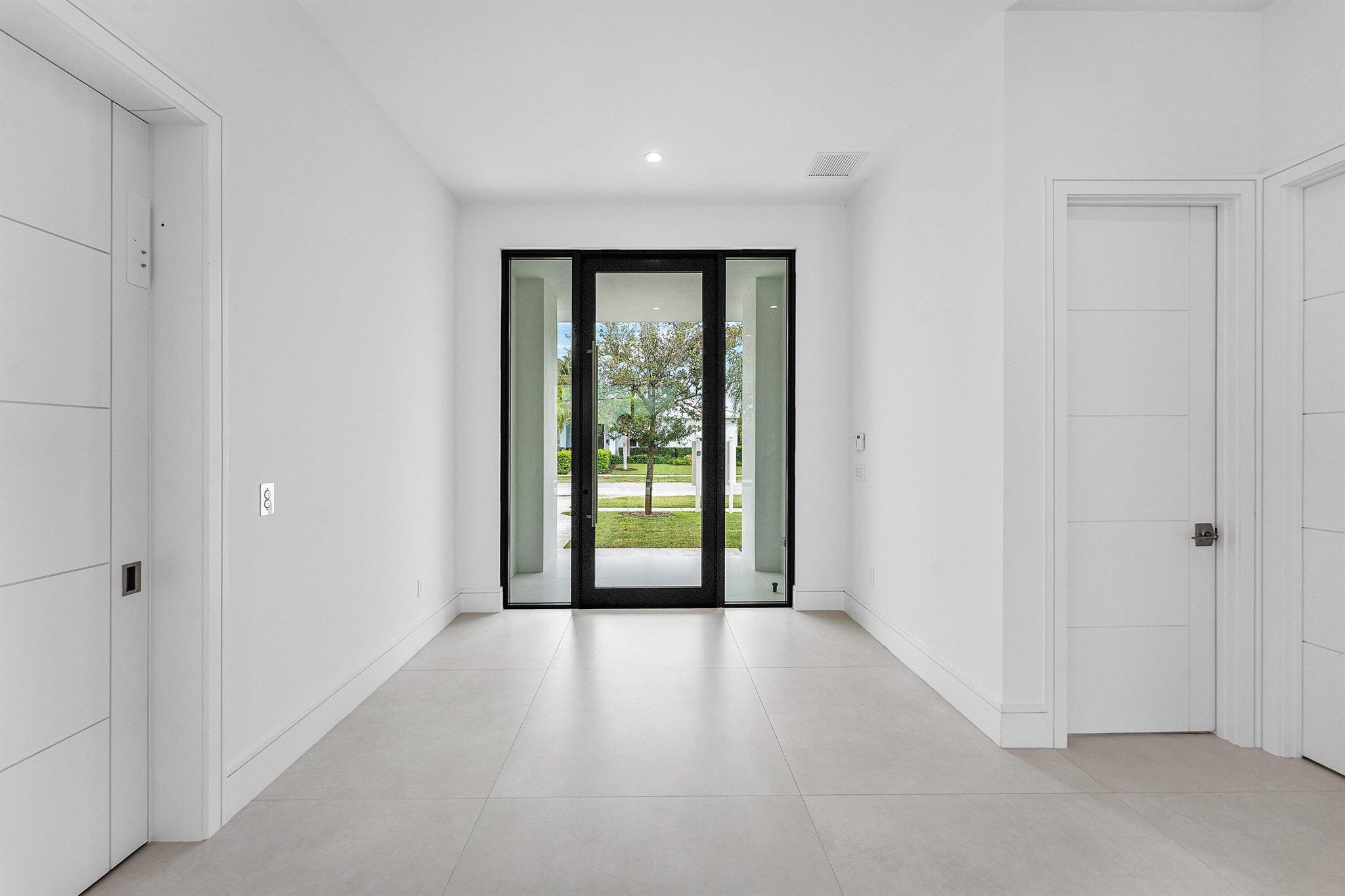 BOCA VILLAS - Residential