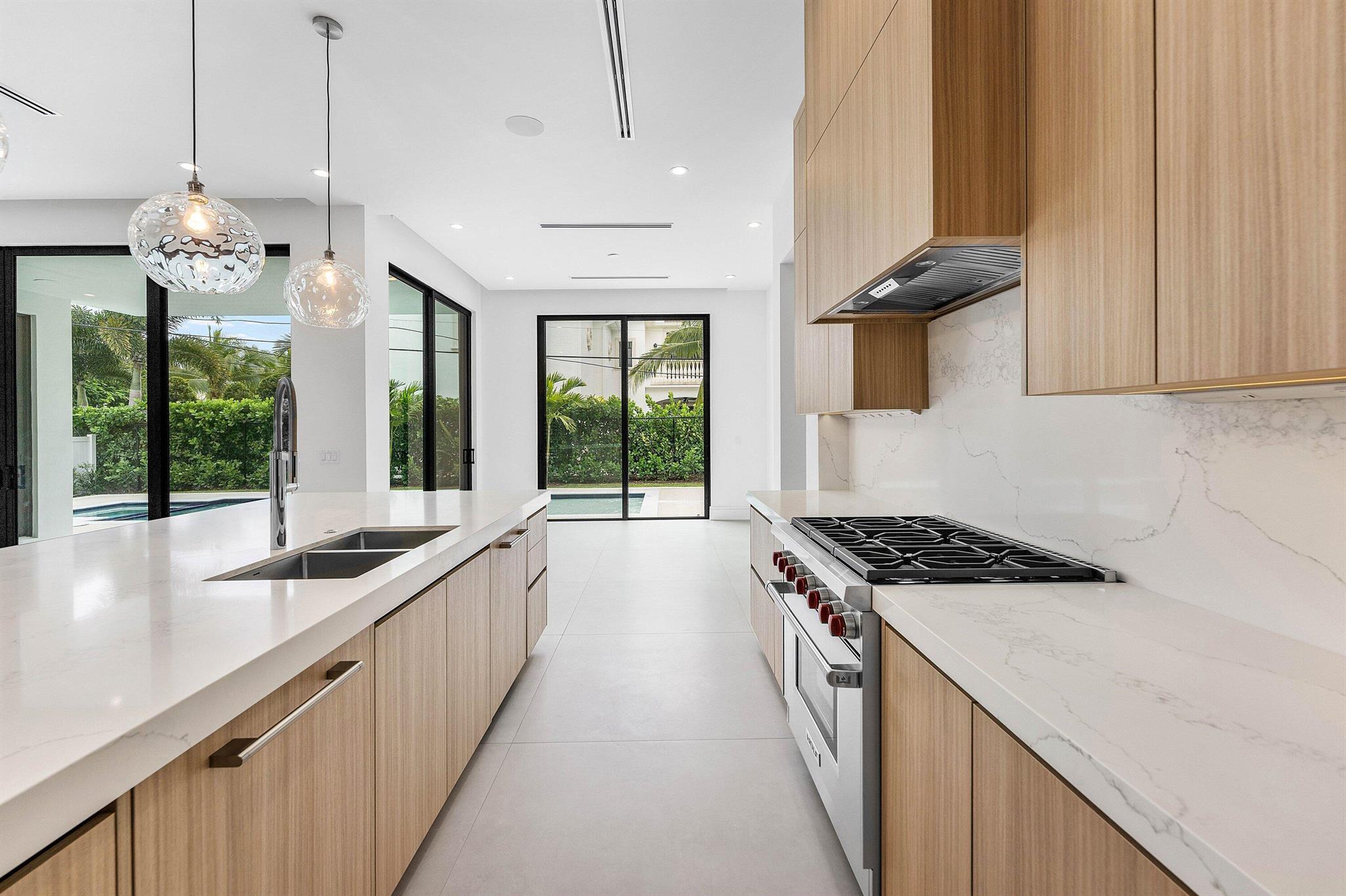 BOCA VILLAS - Residential