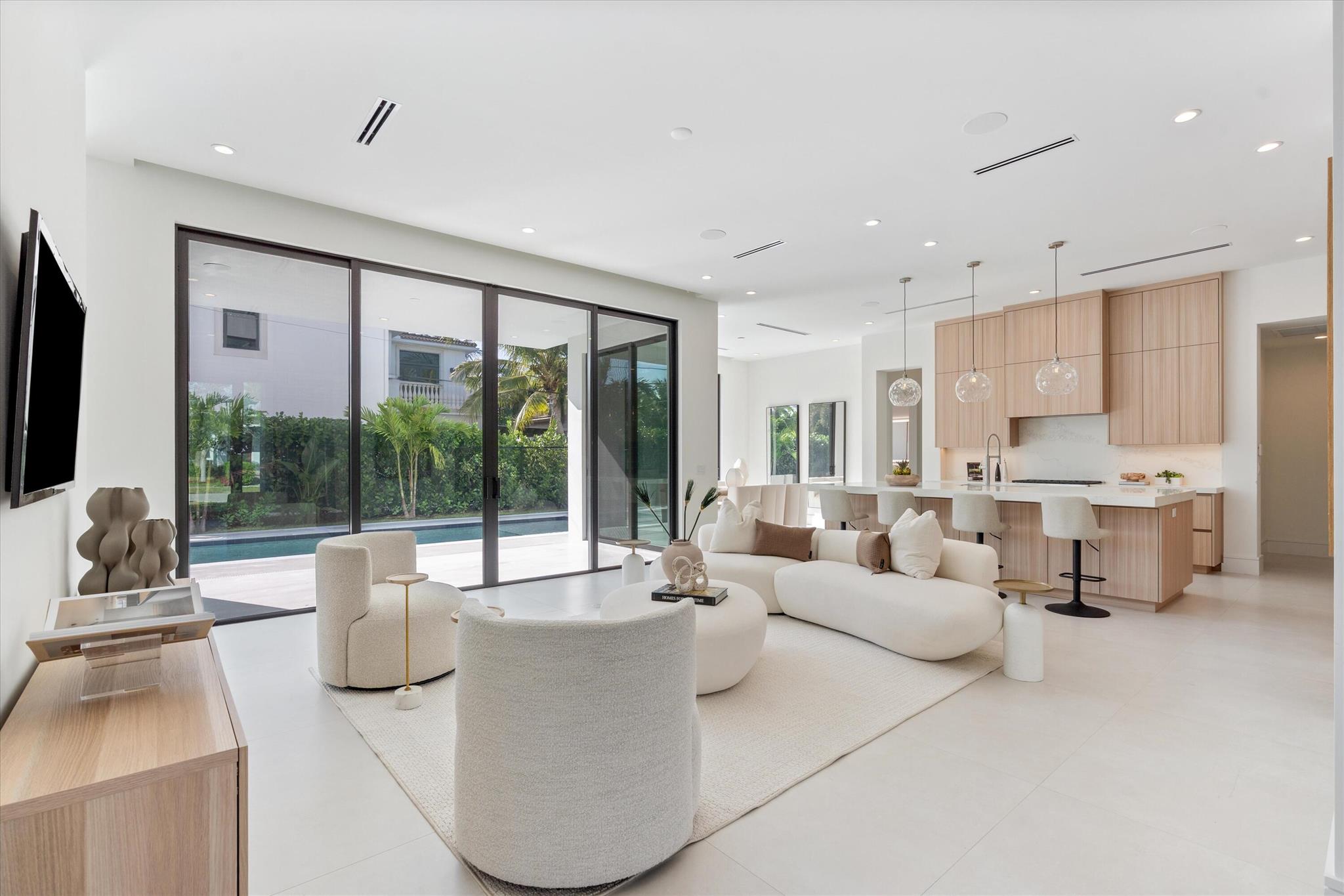 BOCA VILLAS - Residential