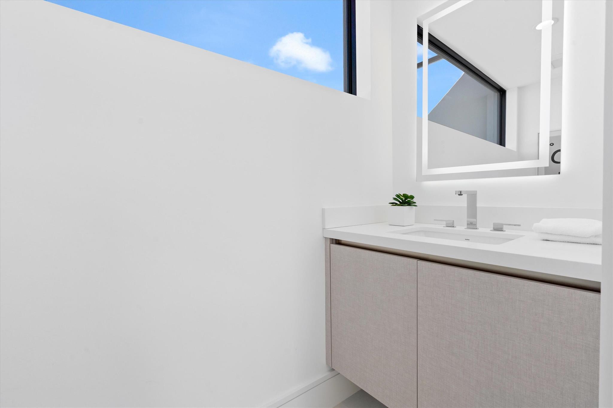 BOCA VILLAS - Residential