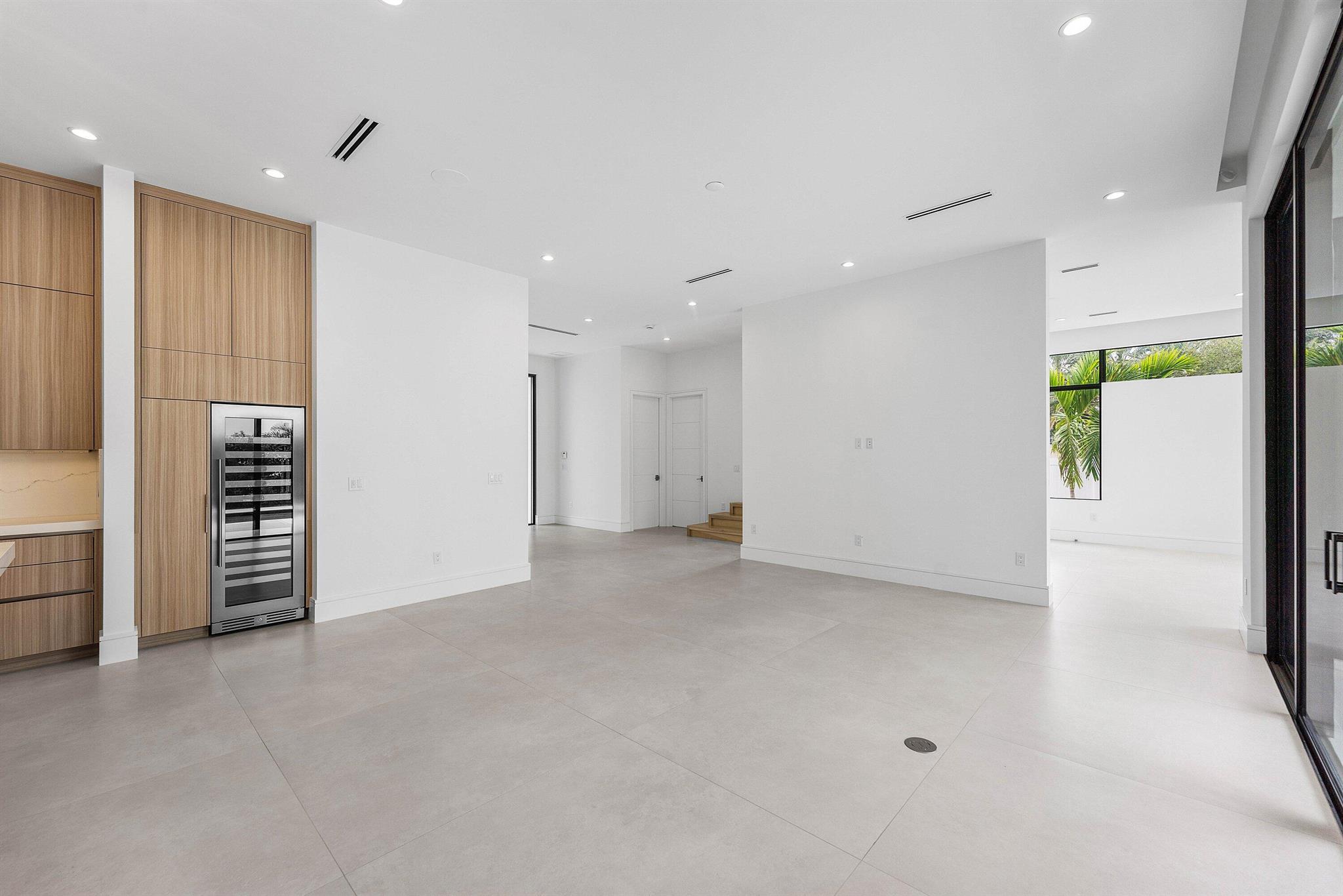 BOCA VILLAS - Residential