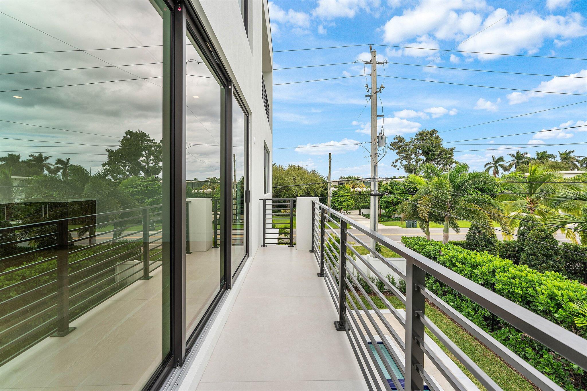 BOCA VILLAS - Residential