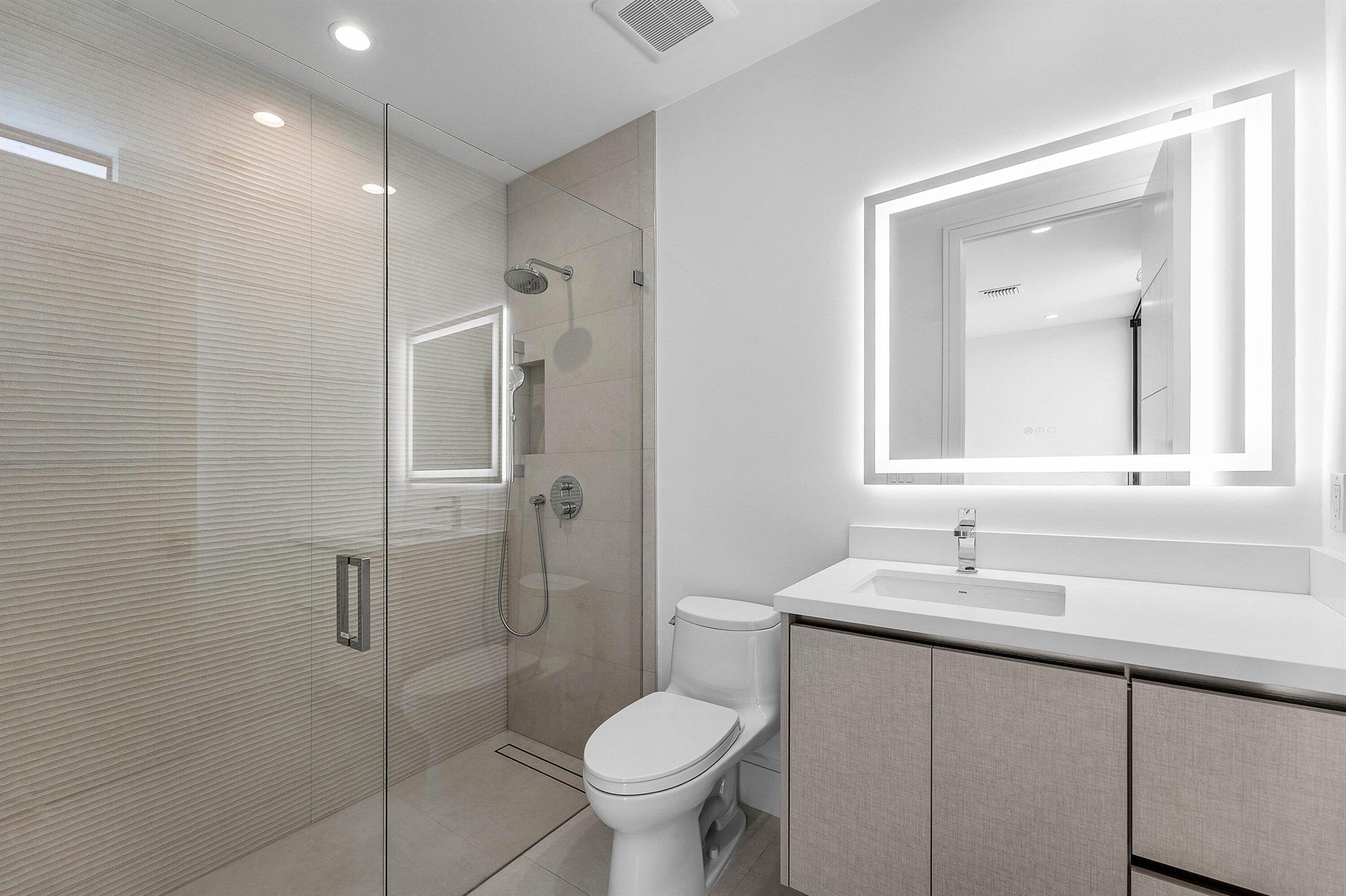 BOCA VILLAS - Residential