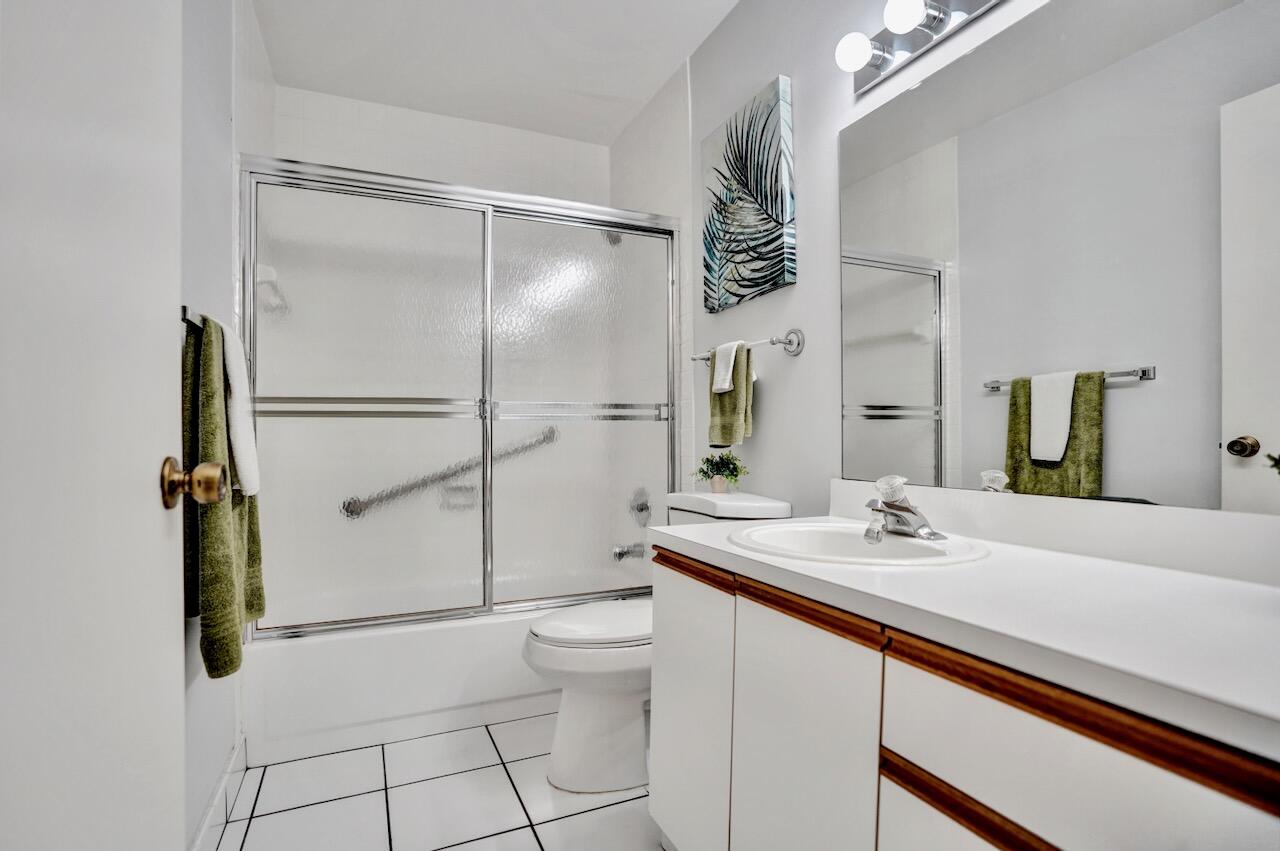 LUCERNE PARK CONDOS 1, 1A, 2 THRU 15 AND 23 THRU 2 - Residential