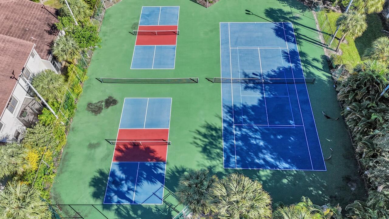 LUCERNE PARK CONDOS 1, 1A, 2 THRU 15 AND 23 THRU 2 - Residential