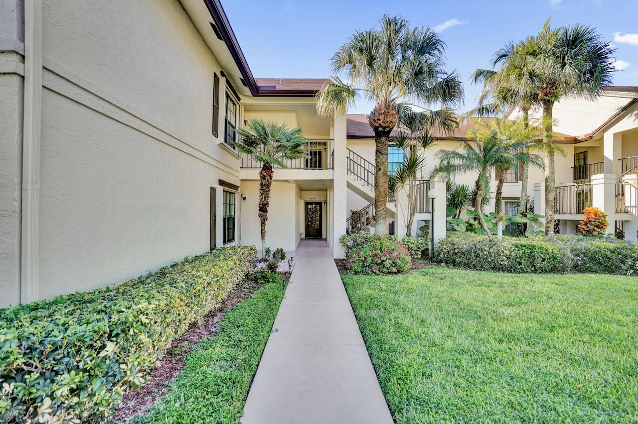 LUCERNE PARK CONDOS 1, 1A, 2 THRU 15 AND 23 THRU 2 - Residential