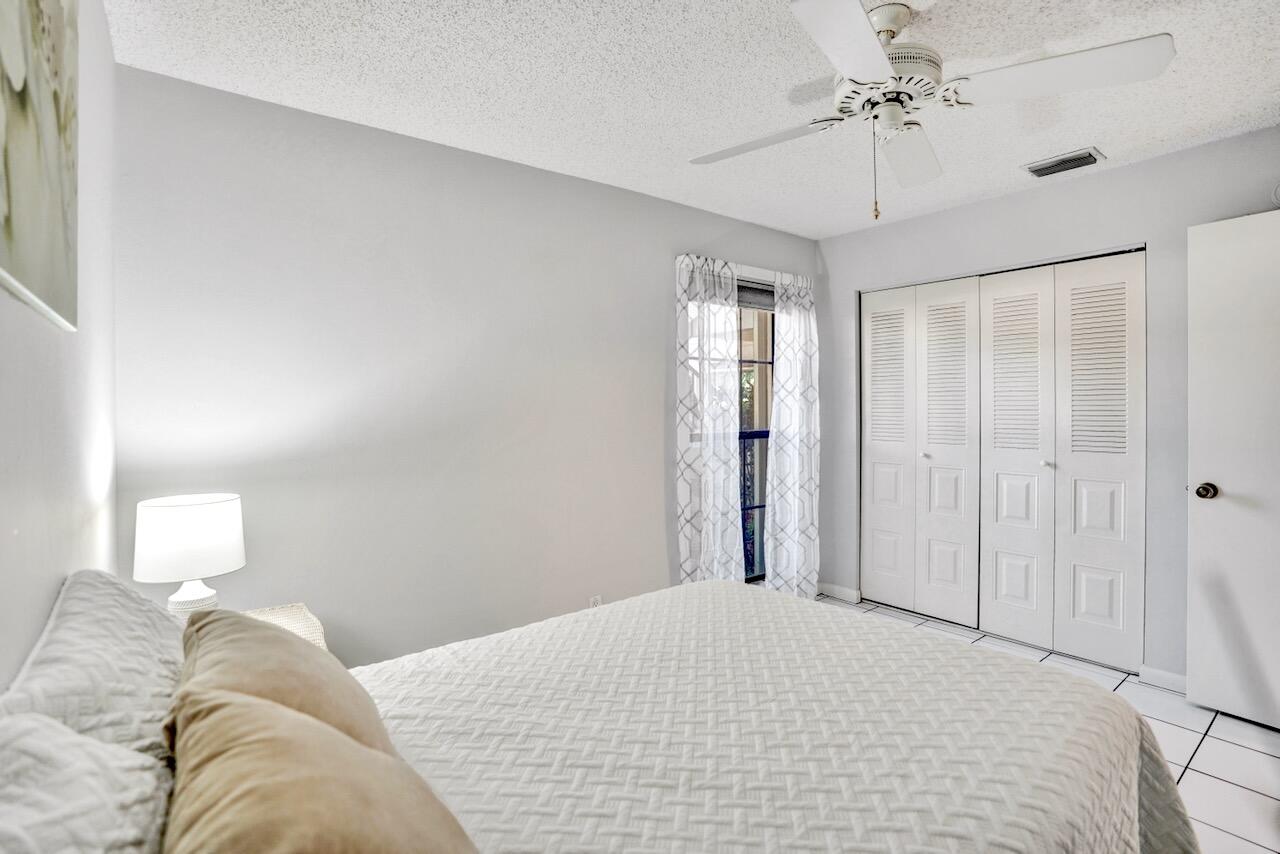 LUCERNE PARK CONDOS 1, 1A, 2 THRU 15 AND 23 THRU 2 - Residential