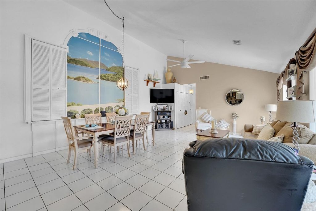 Photo of 1402 Timberlane Circle #14-B, Greenacres, FL 33463 (MLS # F10463522)
