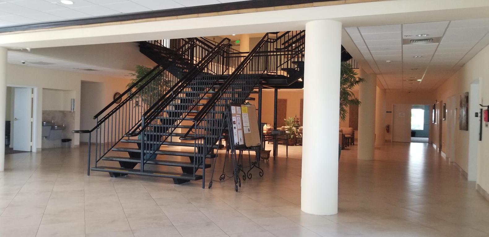 VILLAGE ROYALE GREENHILL CONDO - Residential