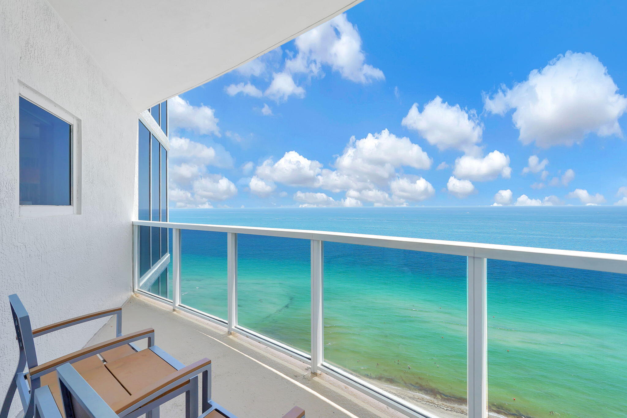 18001 Collins Avenue 2609