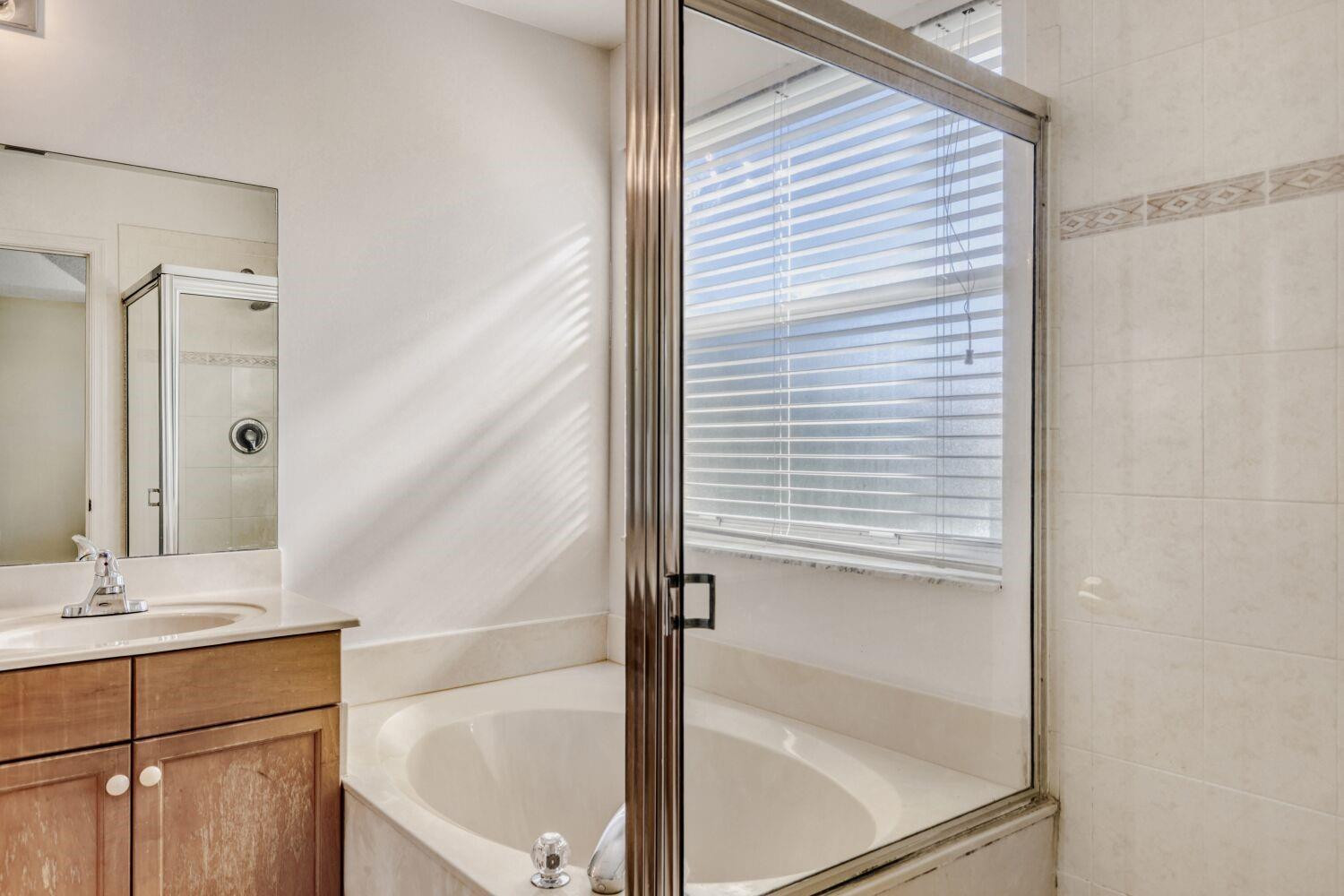 Olympia Ph 01 - Residential