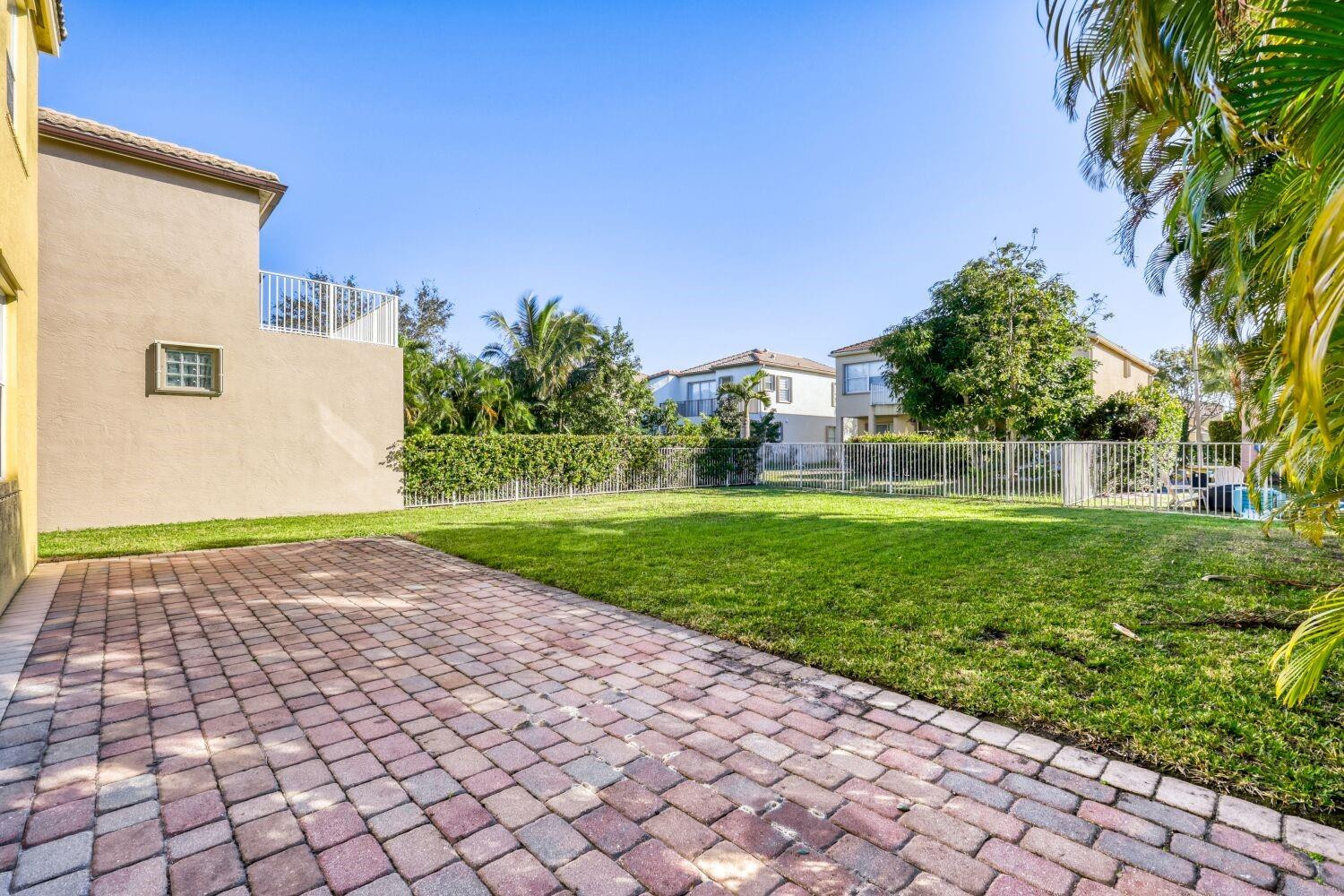 Olympia Ph 01 - Residential