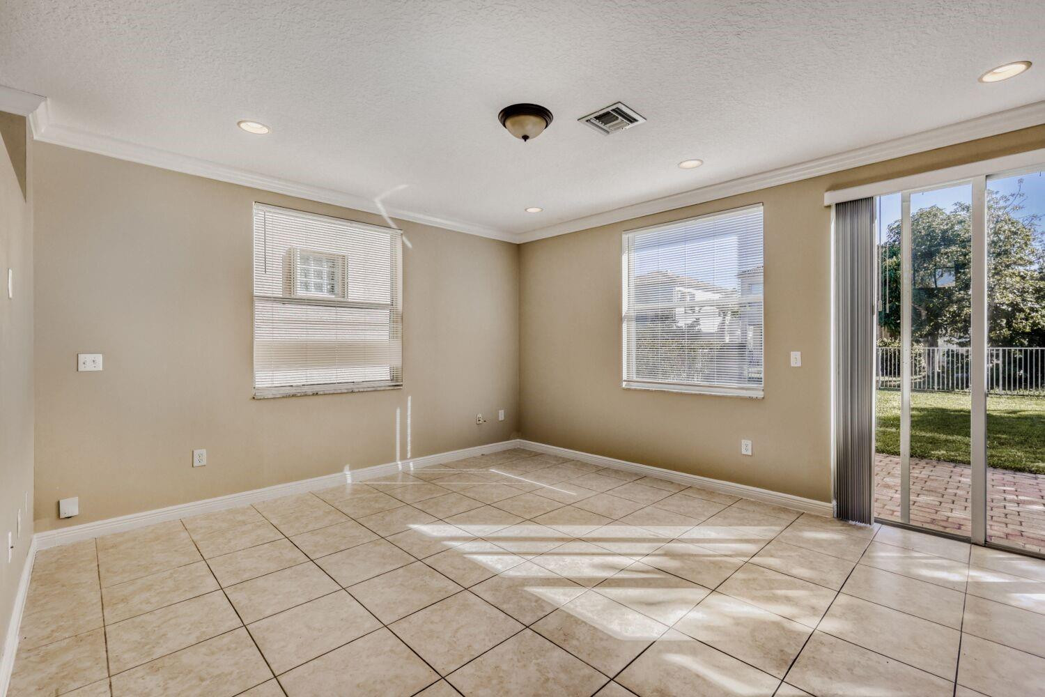 Olympia Ph 01 - Residential