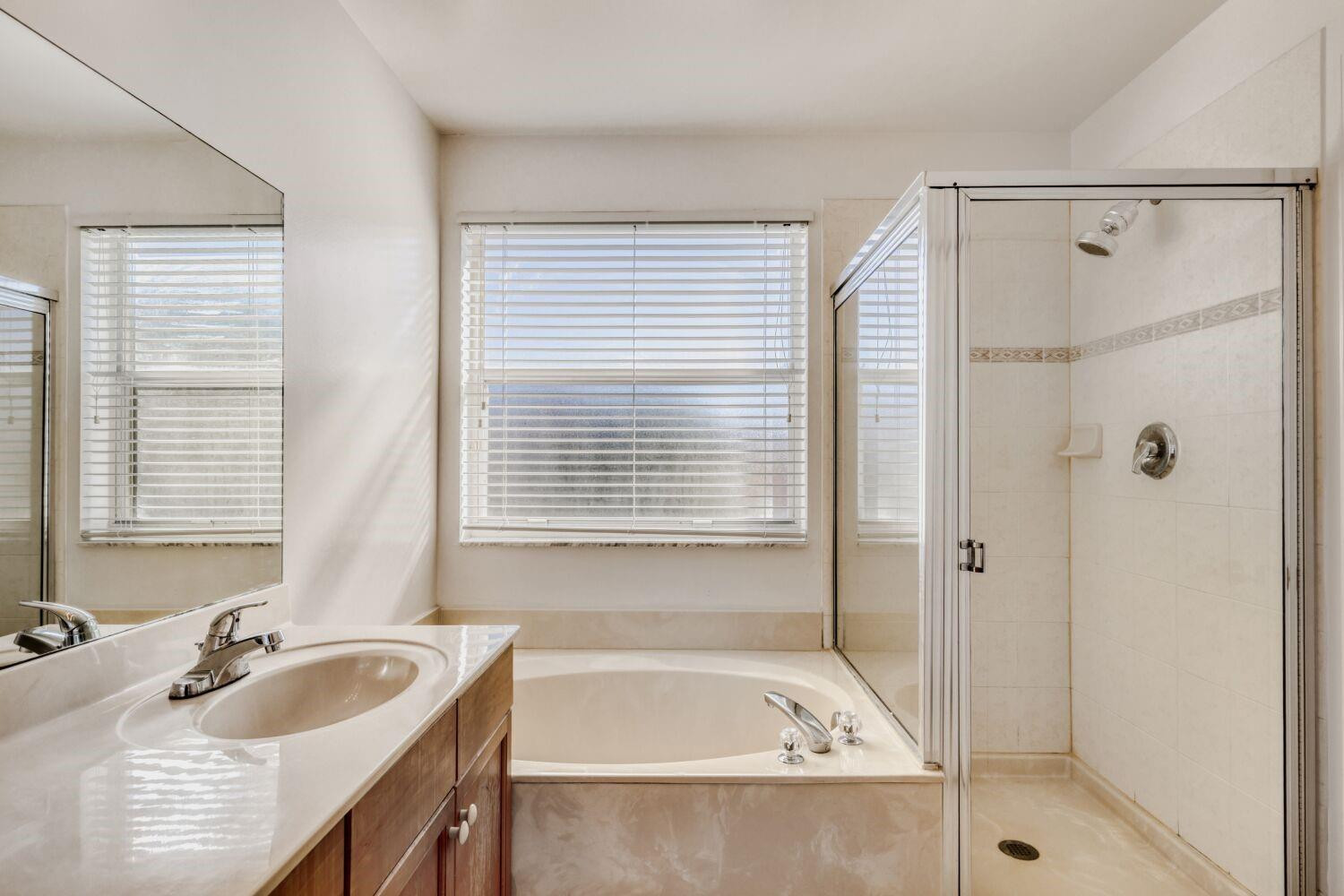 Olympia Ph 01 - Residential