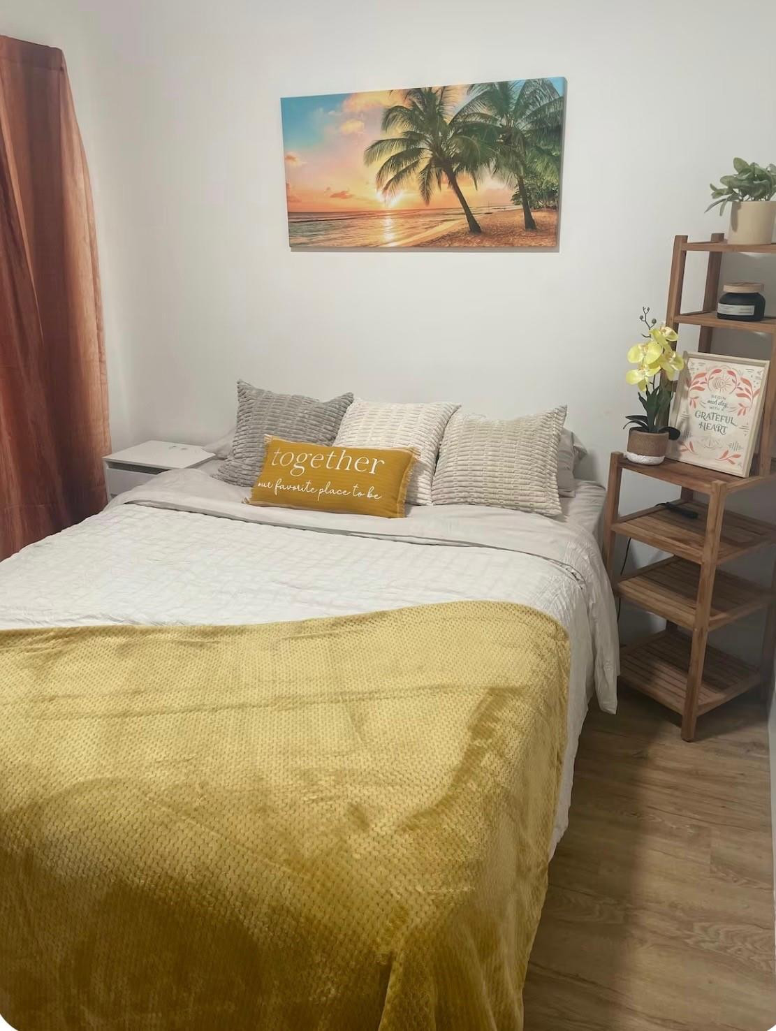 Leslie Estates - Residential