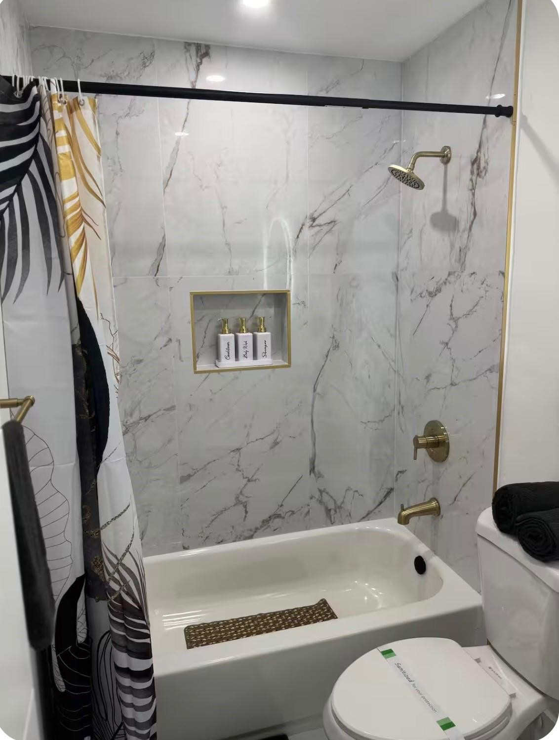 Leslie Estates - Residential