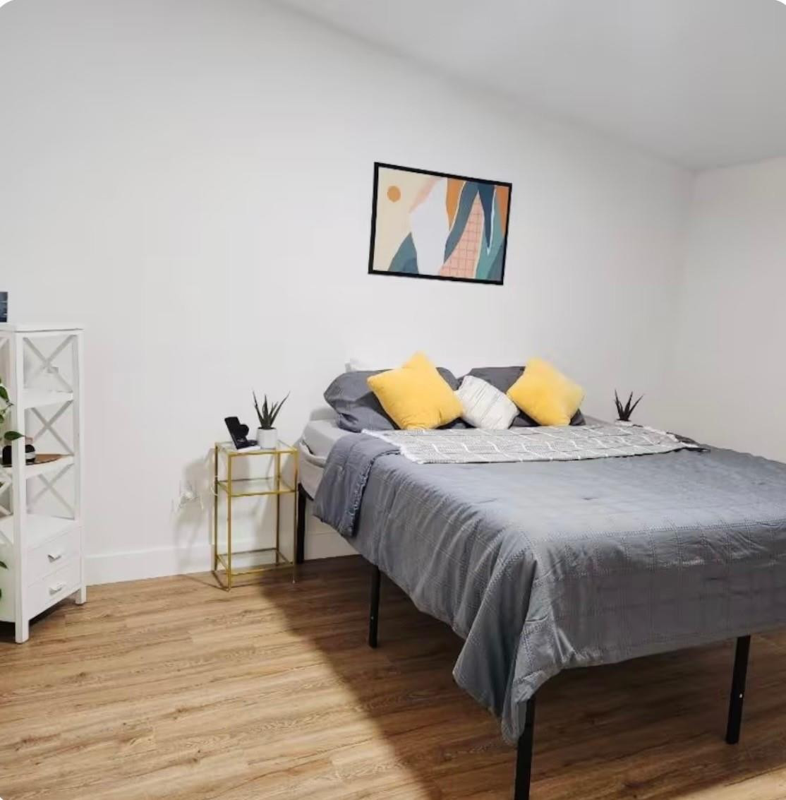 Leslie Estates - Residential