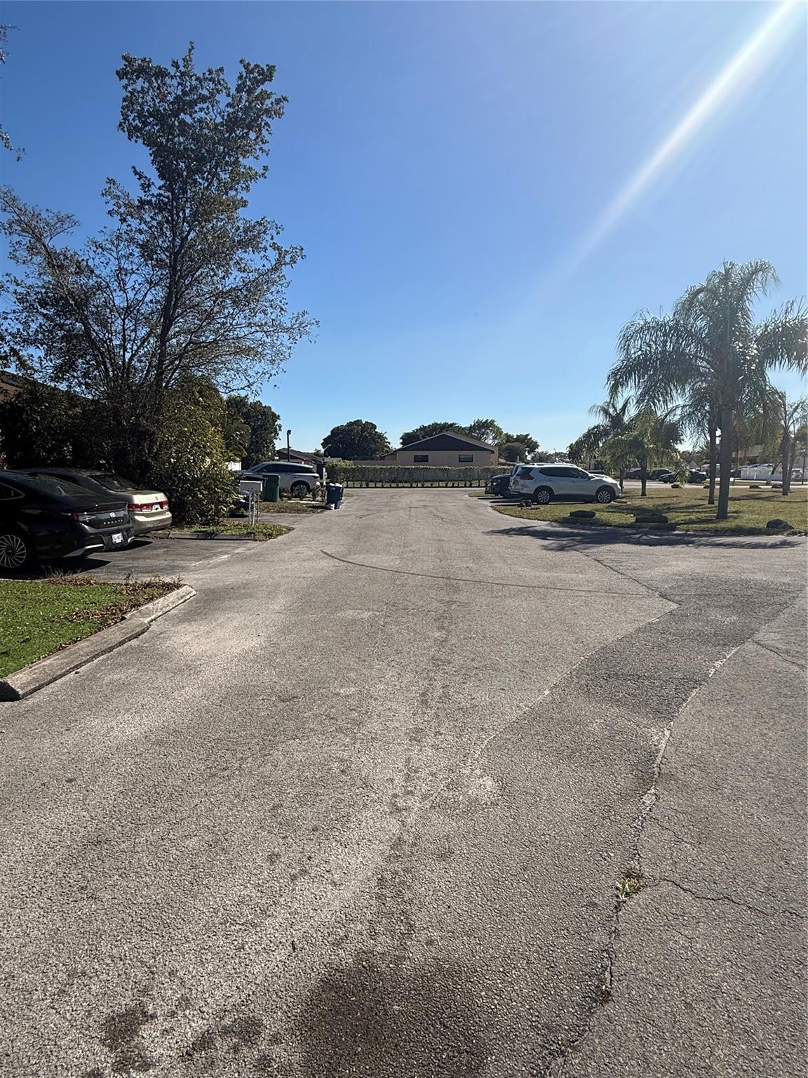 Leslie Estates - Residential