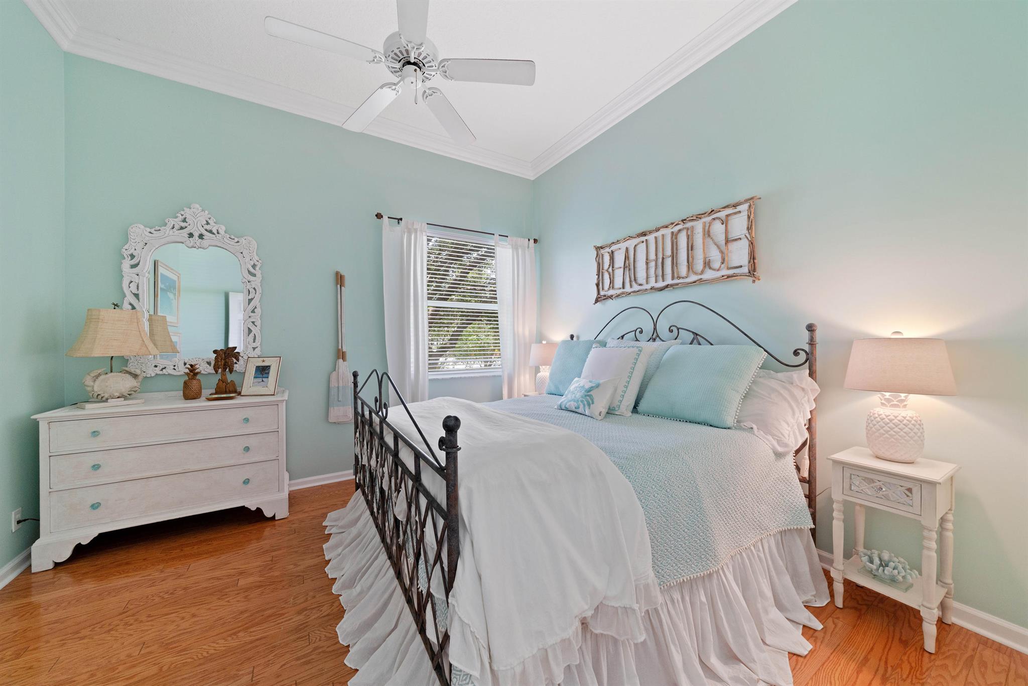 WELLINGTON AERO CLUB OF THE LANDINGS AT WELLINGTON - Residential