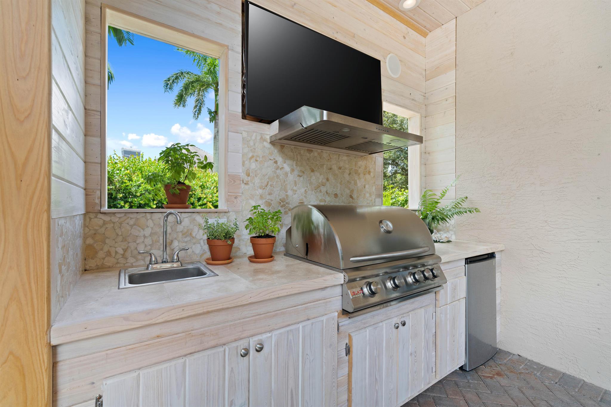 WELLINGTON AERO CLUB OF THE LANDINGS AT WELLINGTON - Residential