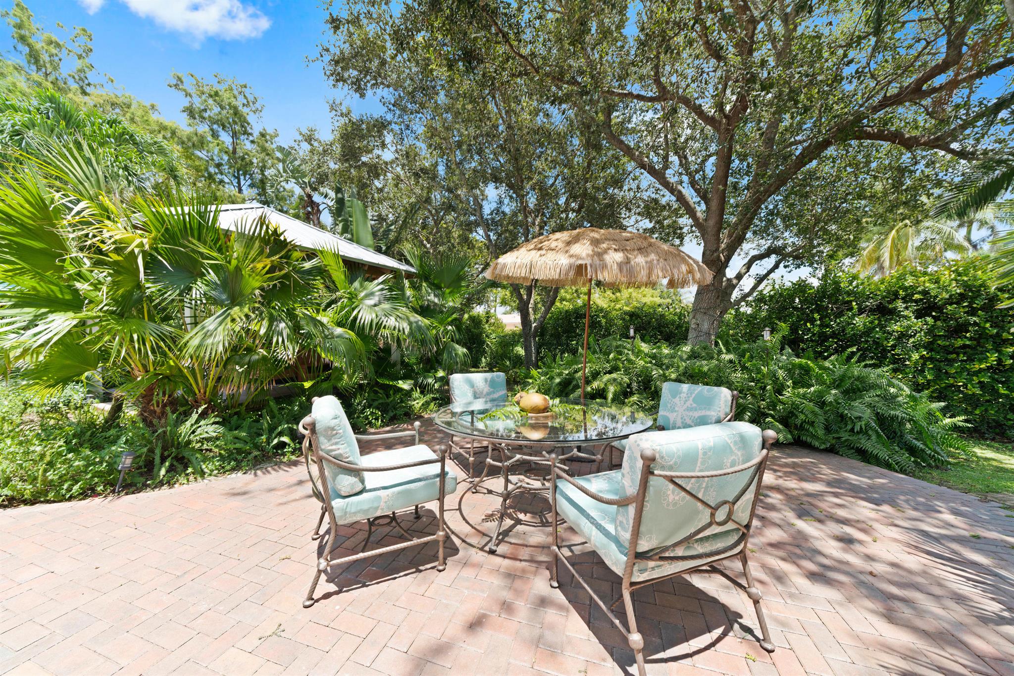 WELLINGTON AERO CLUB OF THE LANDINGS AT WELLINGTON - Residential