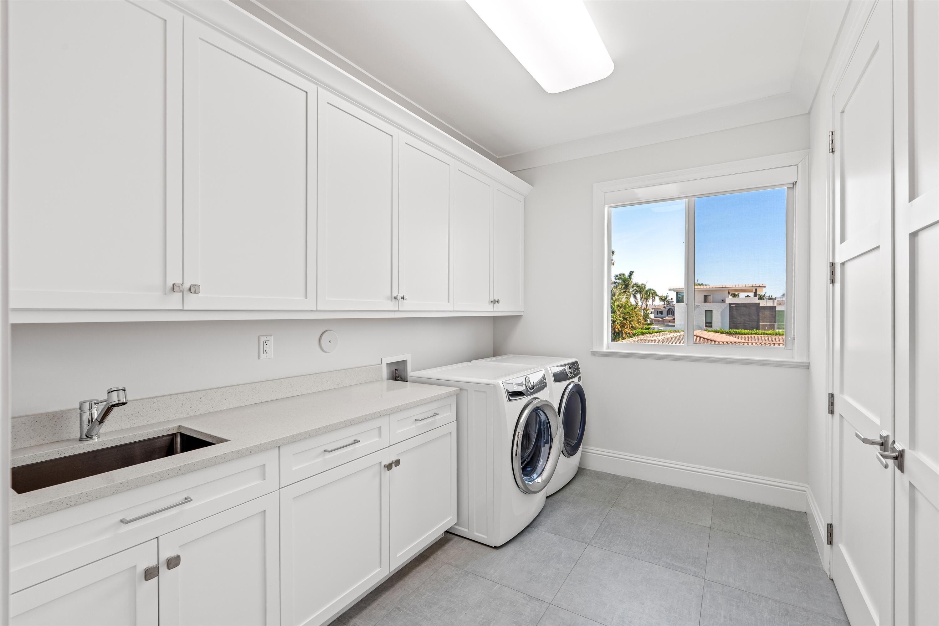 BOCA HARBOUR ISLAND SEC - Residential