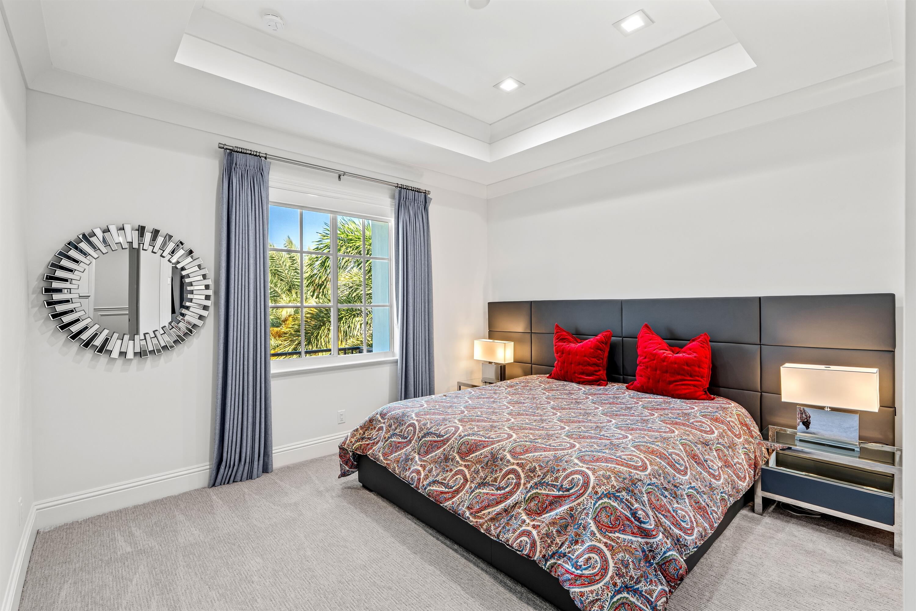BOCA HARBOUR ISLAND SEC - Residential