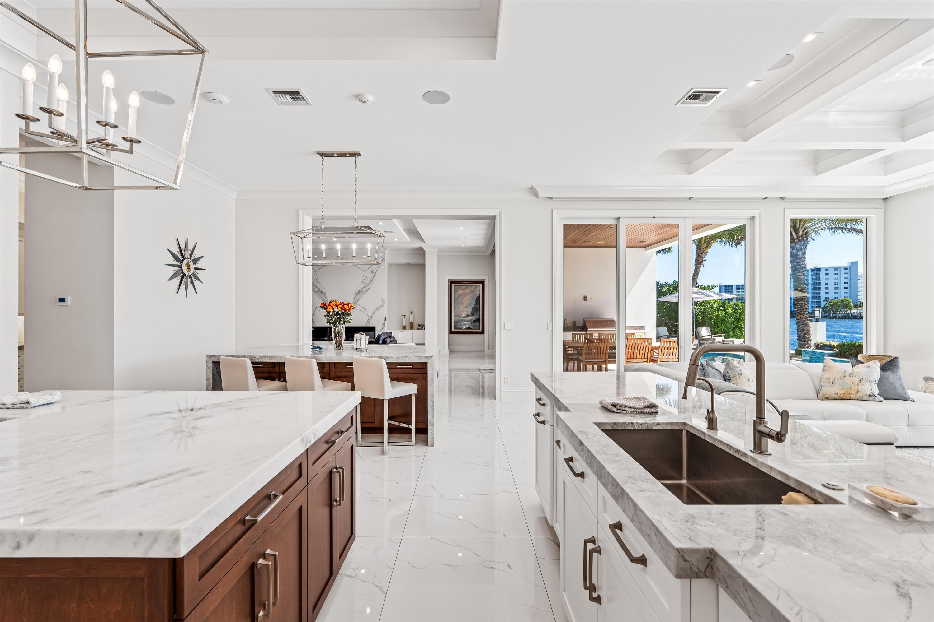 BOCA HARBOUR ISLAND SEC - Residential