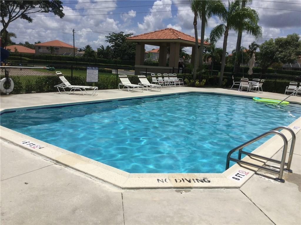 Boca Chase - Residential