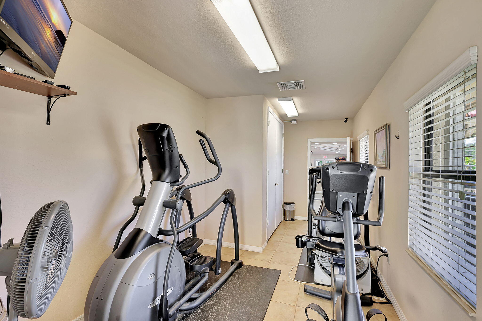 OCEAN HARBOUR SOUTH CONDOMINIUM - Residential