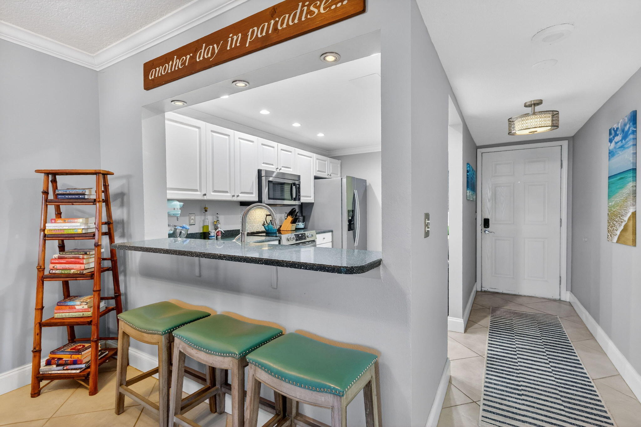 OCEAN HARBOUR SOUTH CONDOMINIUM - Residential