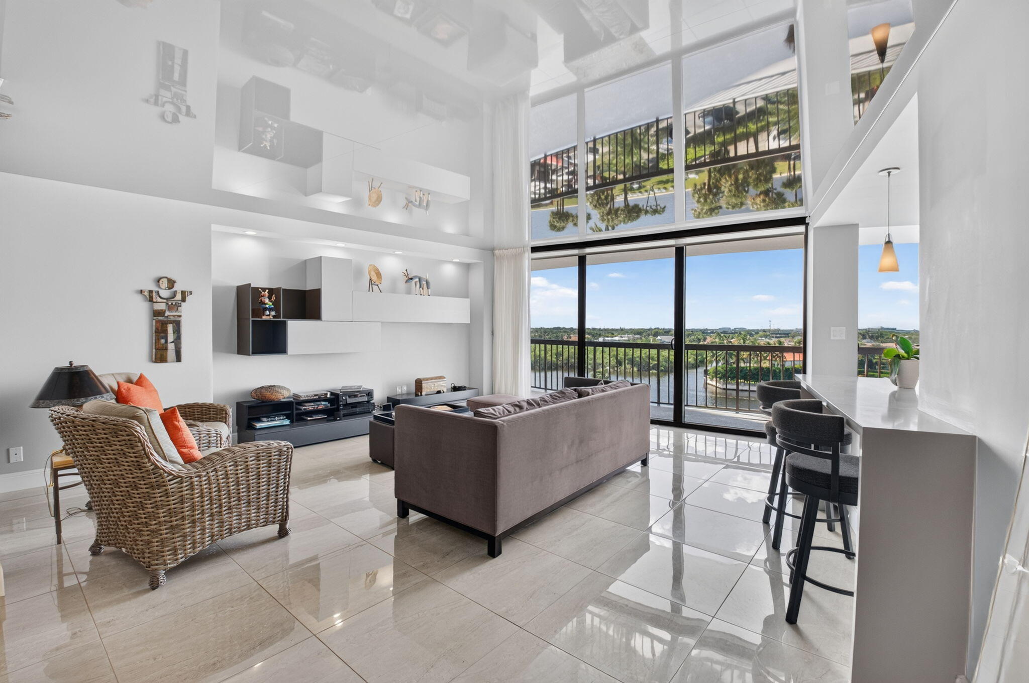 4740 S OCEAN Boulevard 808