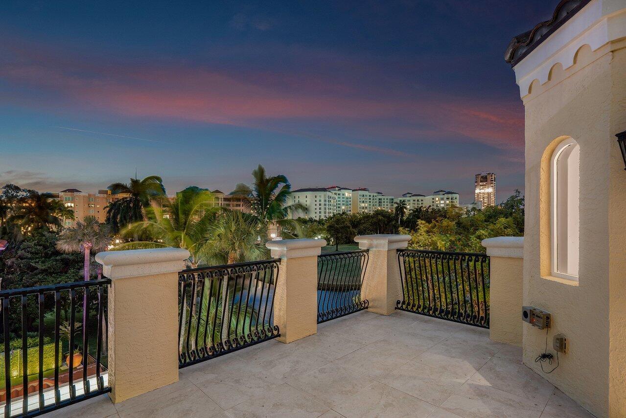 ADDISON ESTATES - Residential