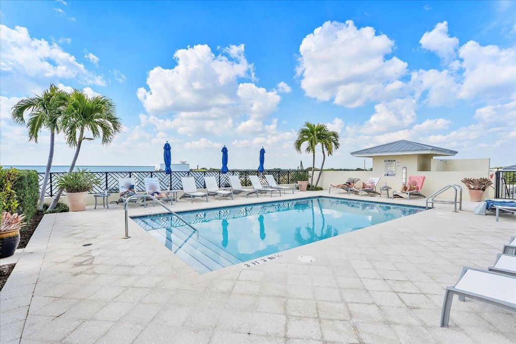 Photo of 235 NE 1st Street #305, Delray Beach, FL 33444 (MLS # R11069505)